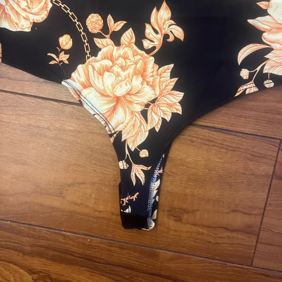 Versace Black and Orange Medusa Floral Top - Picture 2 of 8